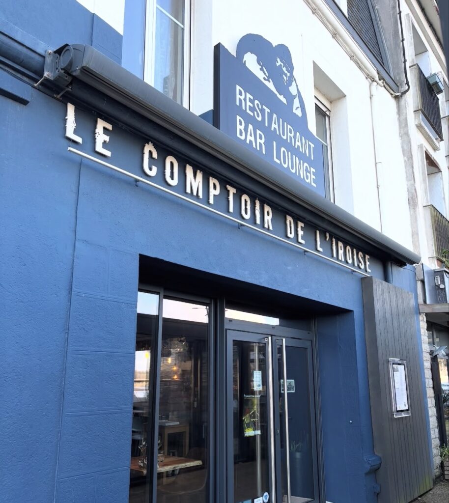 devanture du comptoir de l'iroise à audiern