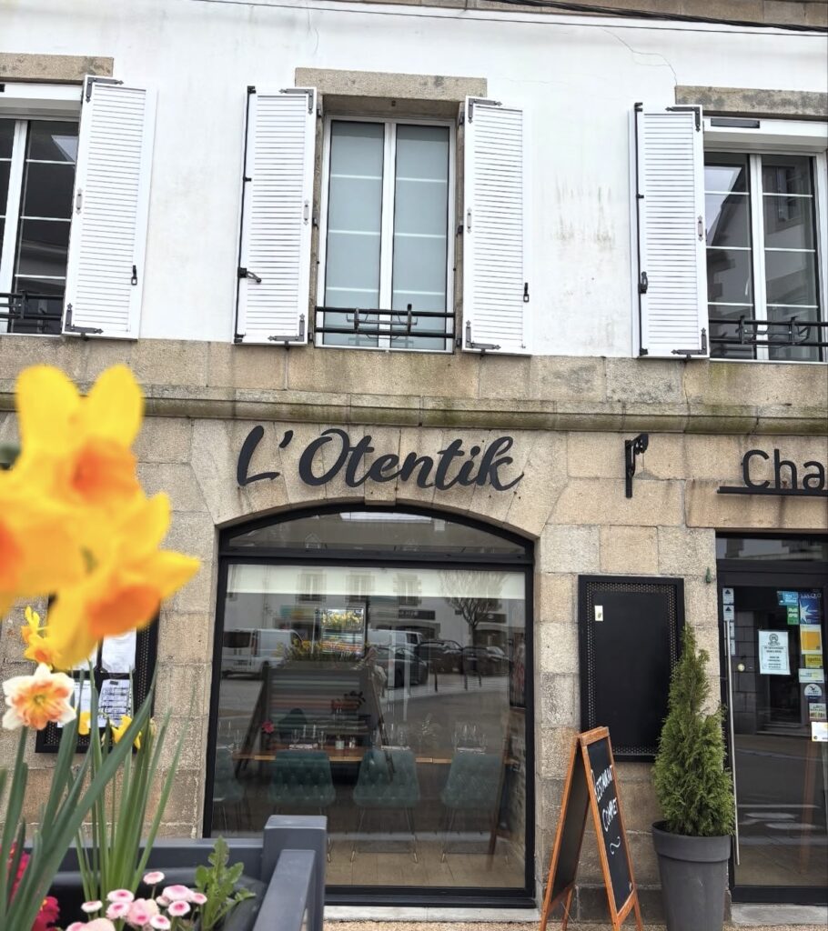 devanture de l'otentik de rosporden