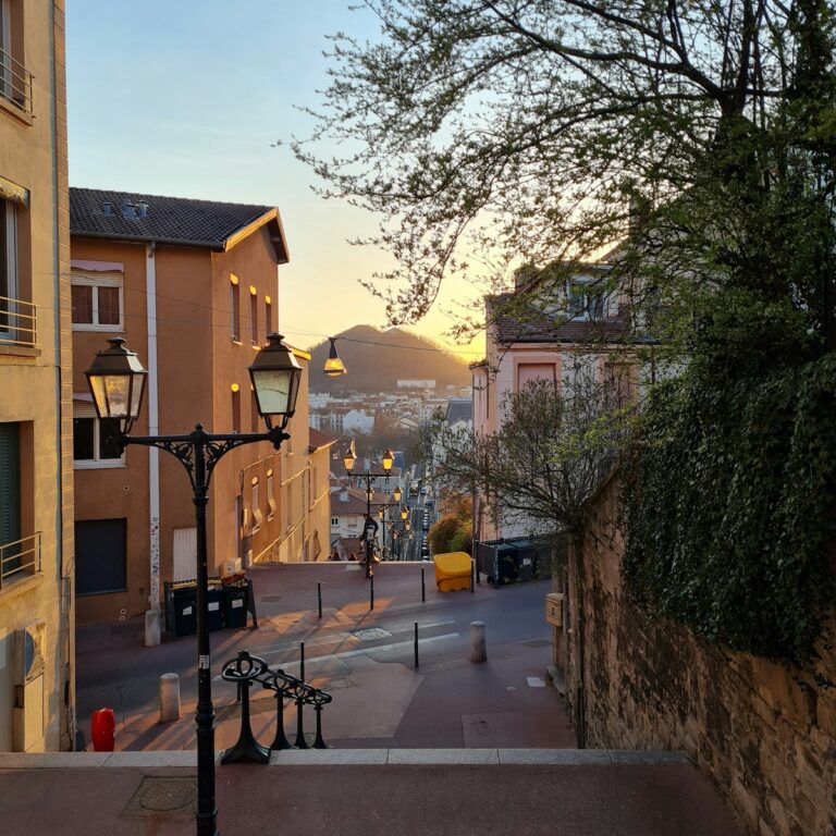 Une vue Saint-Etienne au coucher de soleil
