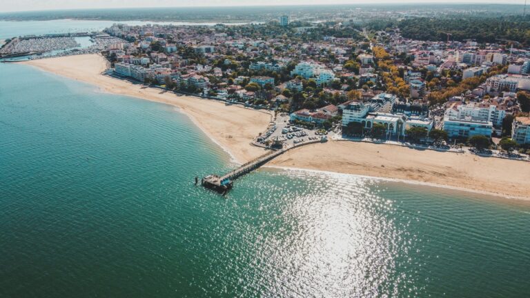 Une vue aérienne sur le Bassin d'Arcachon