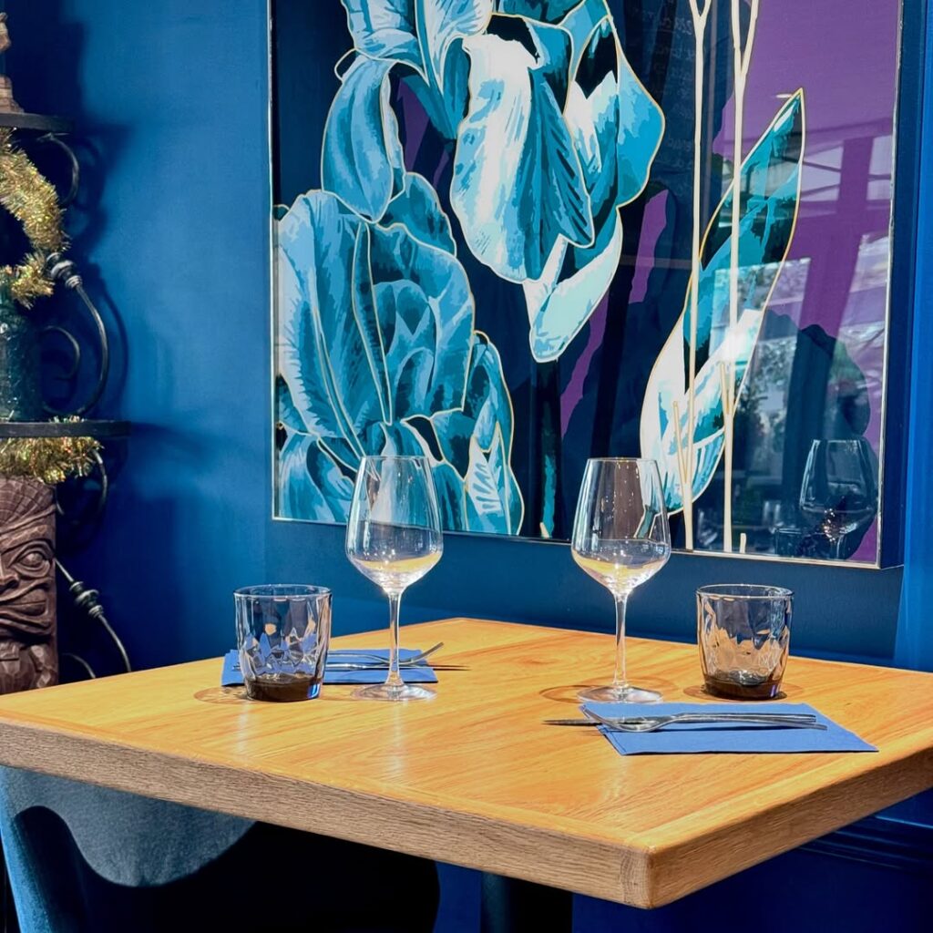 Intérieur du Kon-Tiki, restaurant à Pornichet