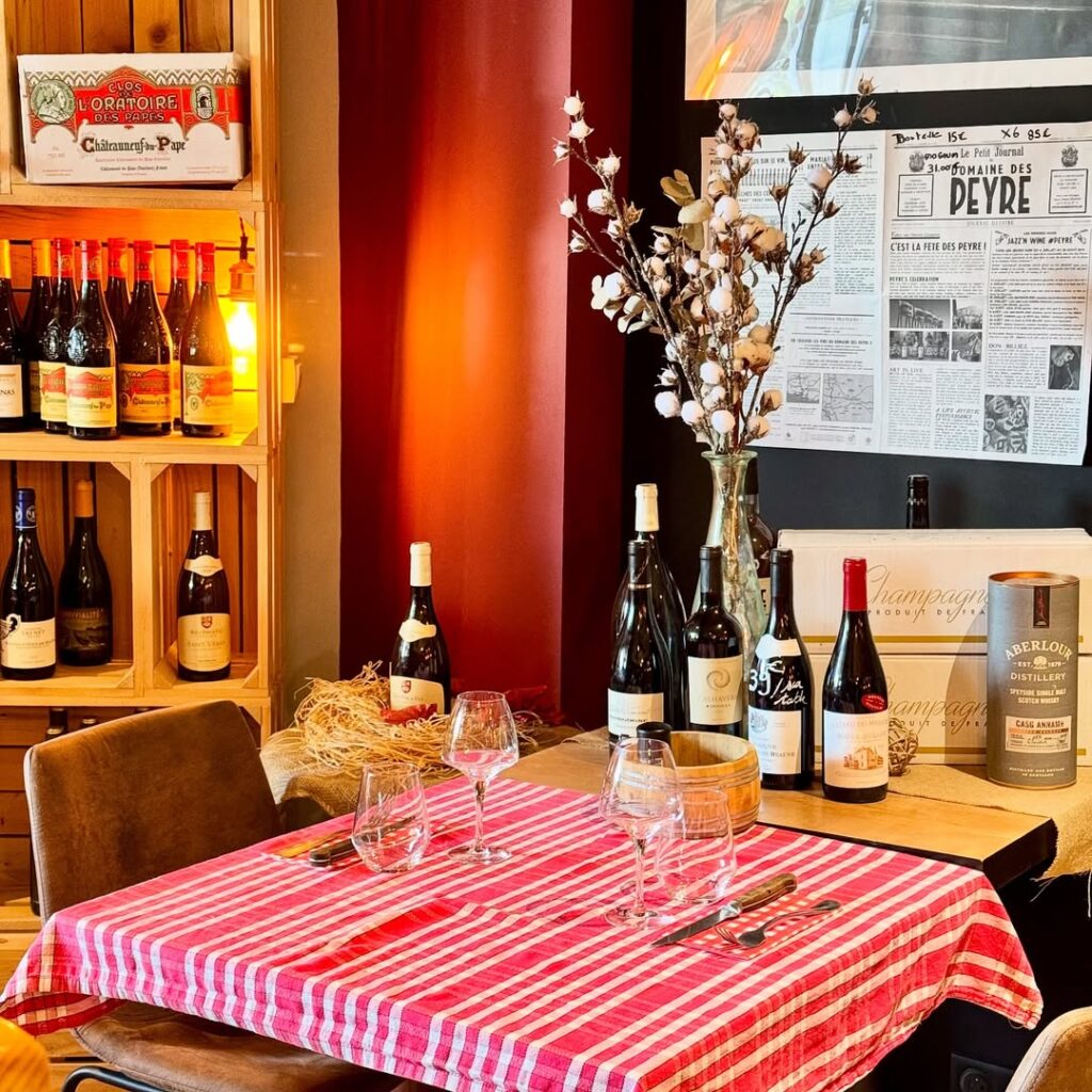 Intérieur du restaurant Clos Margaux, à Pontchateau