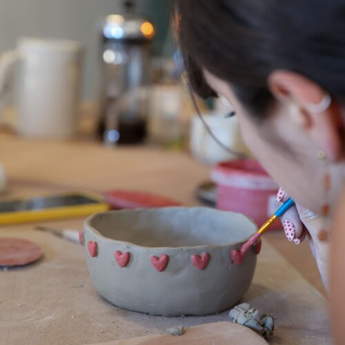 Peinture sur céramique chez Boobs and Clay à Cabestany