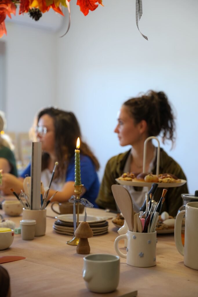 Debut de la Tea party chez Boobs and Clay à Cabestany