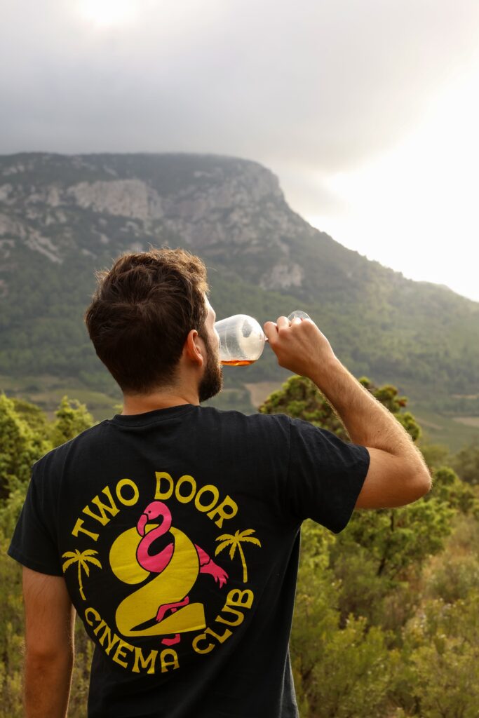 Dégustation d'un vin du Roussillon à Perpignan avec Catalan Wine Escape