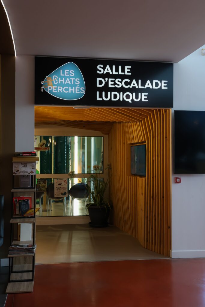 L'entrée des Chats Perchés dans le cinéma Méga Castillet à Perpignan