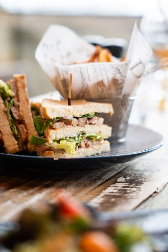 Plat maison, restaurant le Bakoua, à Saint-Nazaire