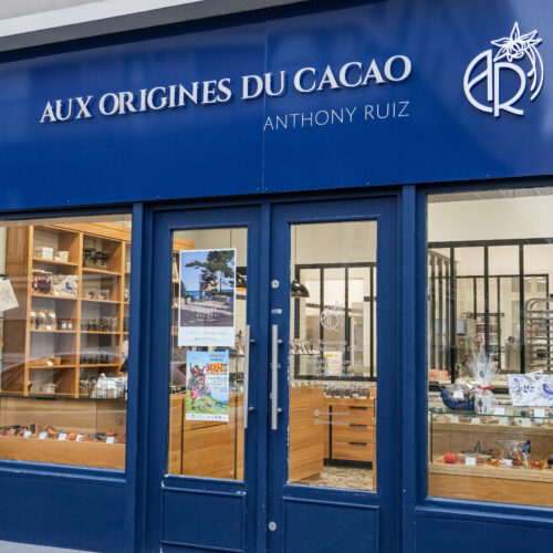 Une devanture de chez Aux Origines du Cacao Le Havre