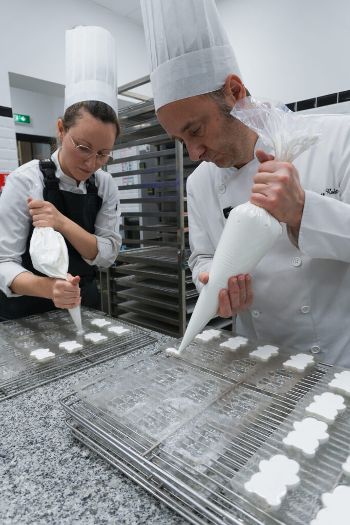 Des chocolatiers de chez Aux Origines du Cacao Le Havre