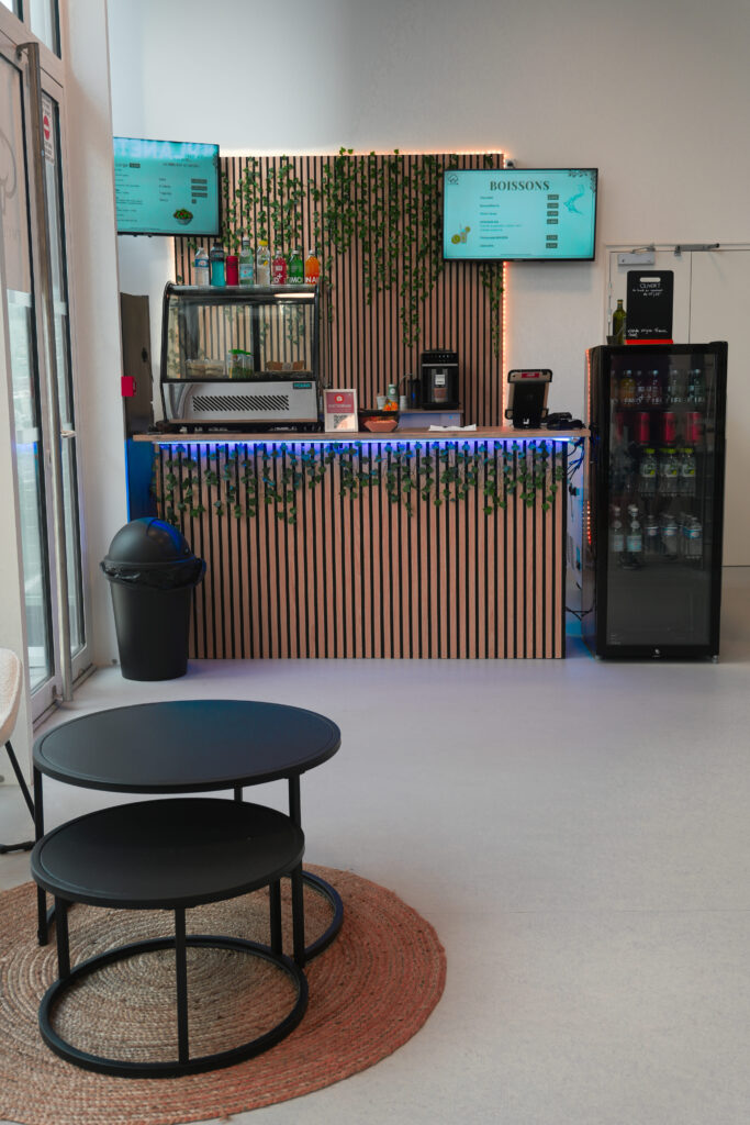 L'intérieur du corner healthy J'M Cuisiner au Havre