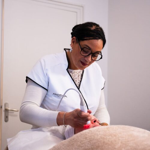 Soin hydrafacial, chez Nina Institut, à Saint-Nazaire