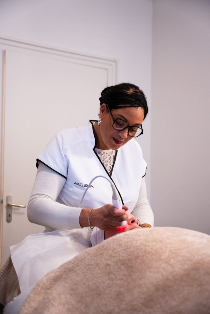 Soin hydrafacial, chez Nina Institut, à Saint-Nazaire