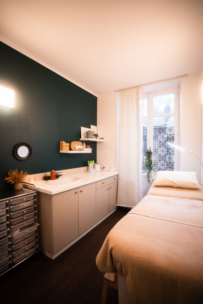 Cabine de soin, chez Nina Institut, à Saint-Nazaire