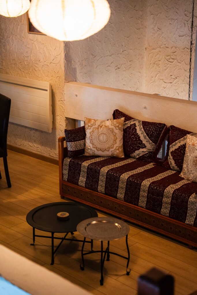 Salon oriental à la Casbah du Quai, sur le port de Pornichet