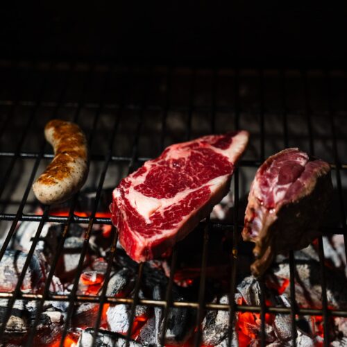 Viandes cuites au feu de bois du Jardin des Gourmands, à Herbignac