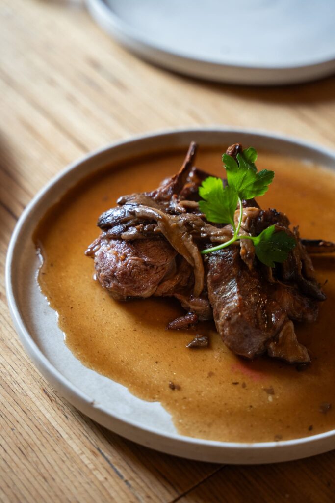 Carré d'agneau fumé du Jardin des Gourmands, à Herbignac