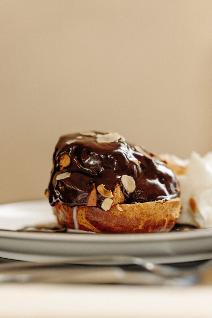 profiterol au chocolat du Bistrot d'Avenio à Avignon