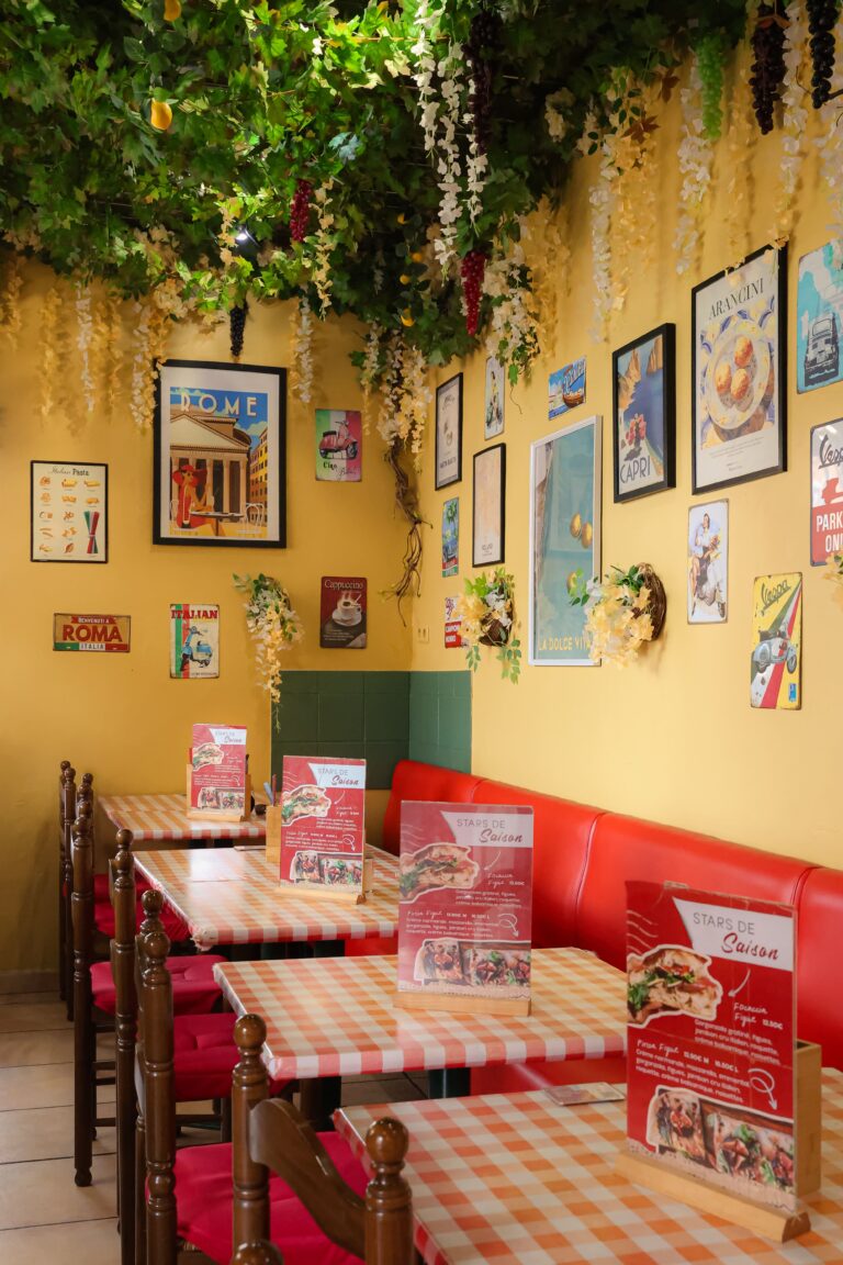 La salle intérieur chez Fricaccia à Perpignan