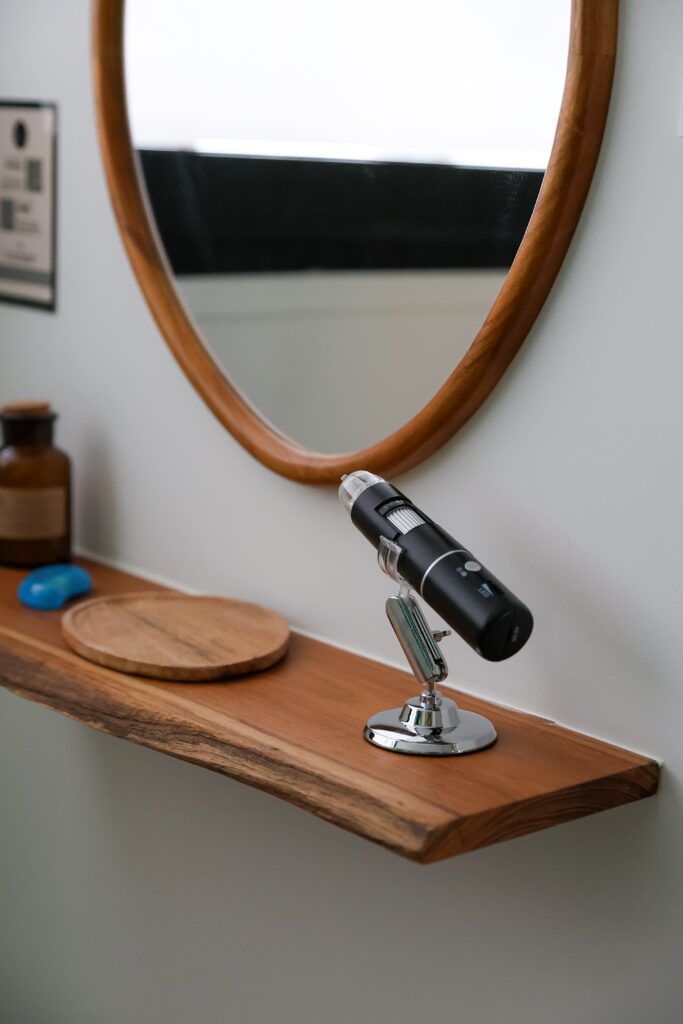 Le stylo pour le diagnostic capillaire pré head spa chez Hanakami Head Spa à Perpignan