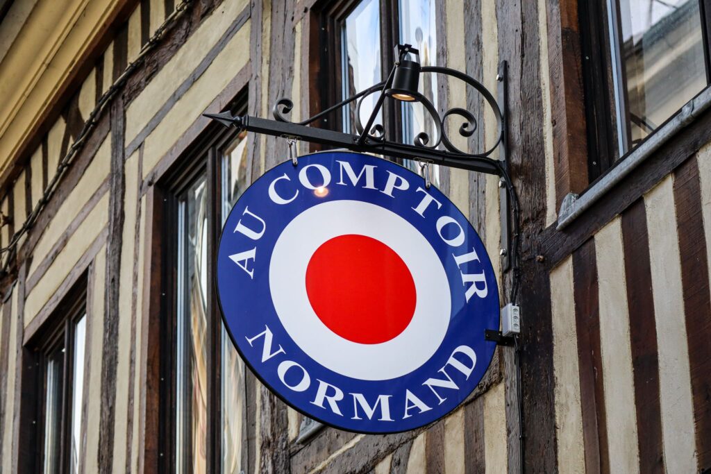 Au comptoir Normand à Honfleur