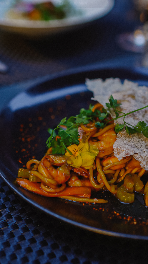 Assiette gourmande d'un restaurant de type cuisine française à Pau au rez-de-chaussée de l'hôtel Mercure
