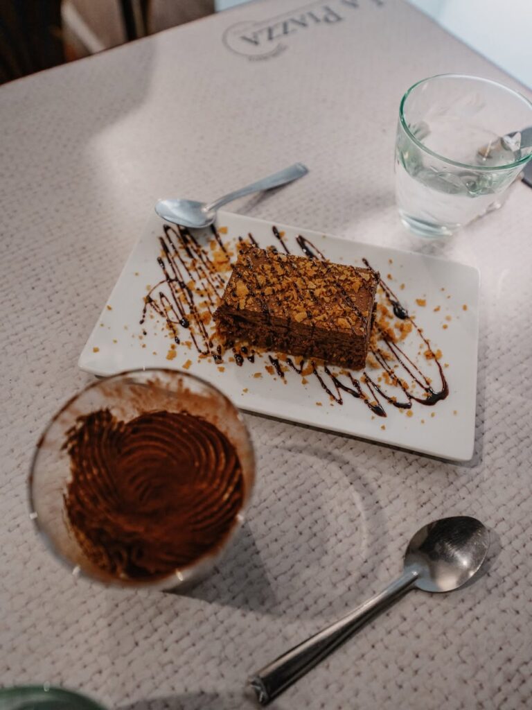 Dessert savoureux d'un restaurant de type cuisine italienne à Pau, près de Tarbes