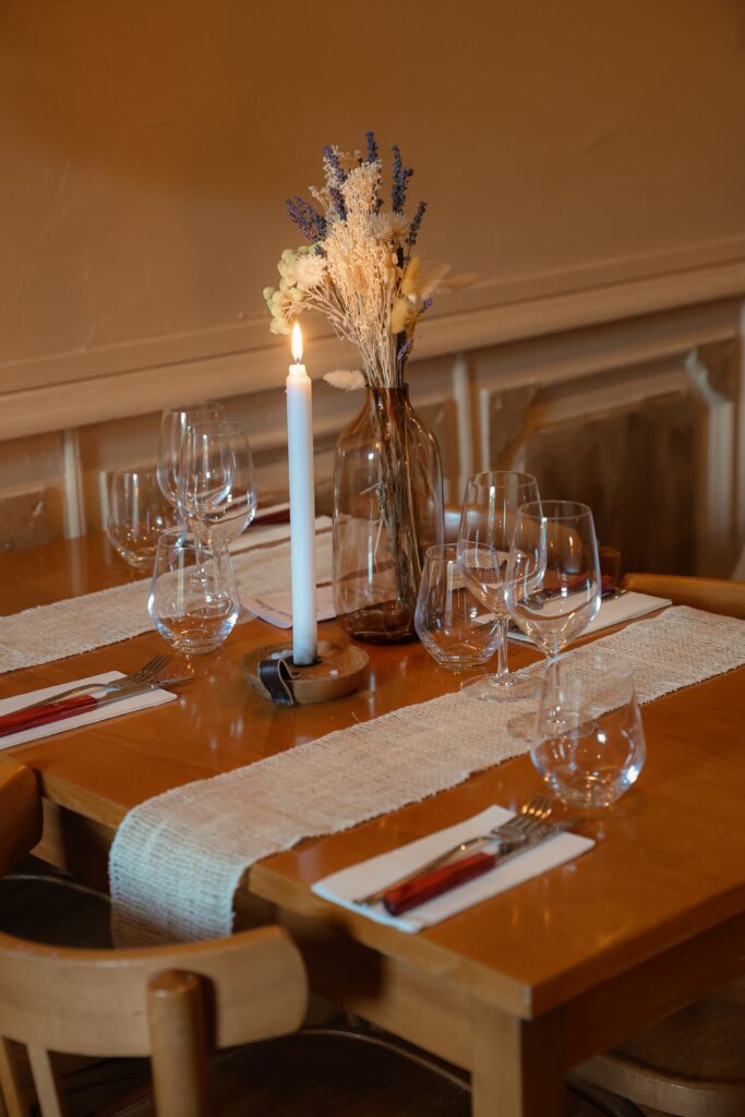 Table dressée chez La Taverne Bretonne à Perpignan