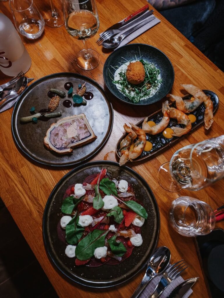 Entrées savoureuse et gourmande d'un restaurant de type cuisine française à Pau, près de Tarbes