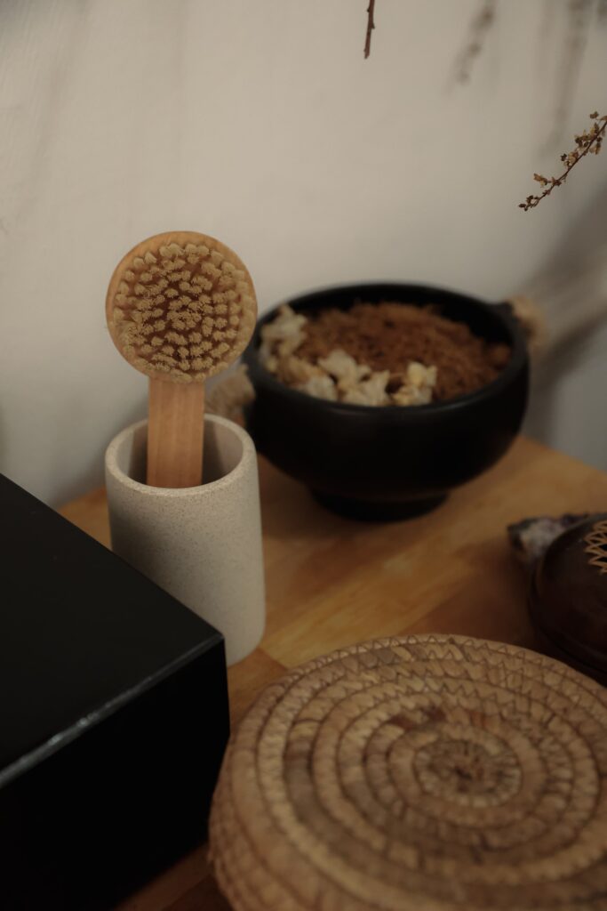 Brosse pour brossage à sec chez Seremony à Perpignan