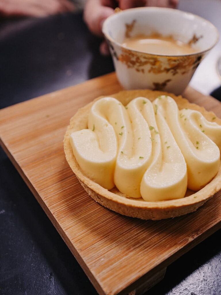 Dessert frais d'un restaurant de type cuisine franco-japonaise dans la rue des cordeliers, à Pau, près de Tarbes
