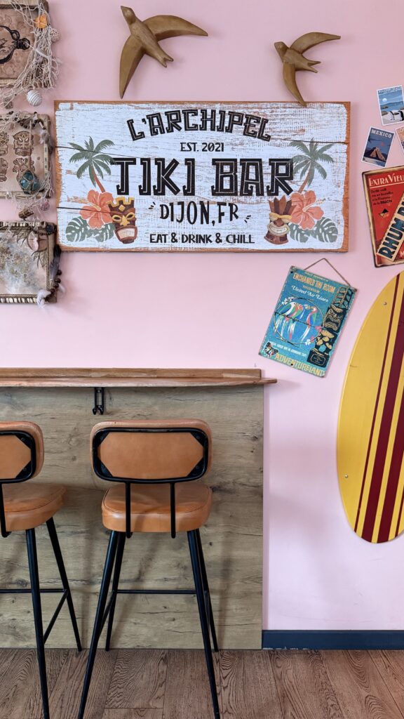 Decor Tikibar de l'Archipel à Dijon