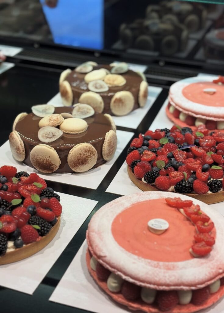 gâteau de la boulangerie l'atelier du boulanger à la foret-fouesnant