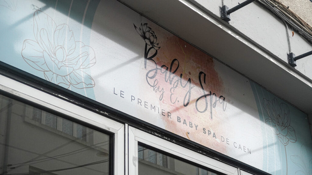 La devanture du Baby Spa by E à Caen