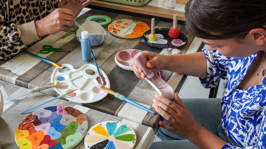 L'atelier créatif du biscuit café céramique à Rots