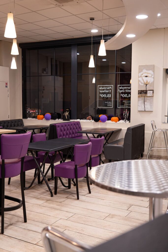 L'intérieur de la boulangerie l'Atelier d'Alex à Seiches-sur-le-Loir