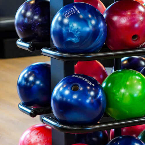 Les boules du bowling de caen à Bretteville-sur-odon