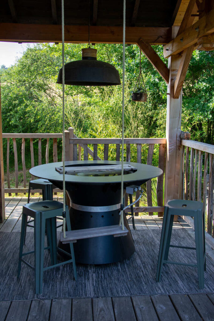 Le braséro de la cabane perchée PureS'capade à 20 minutes de Limoges