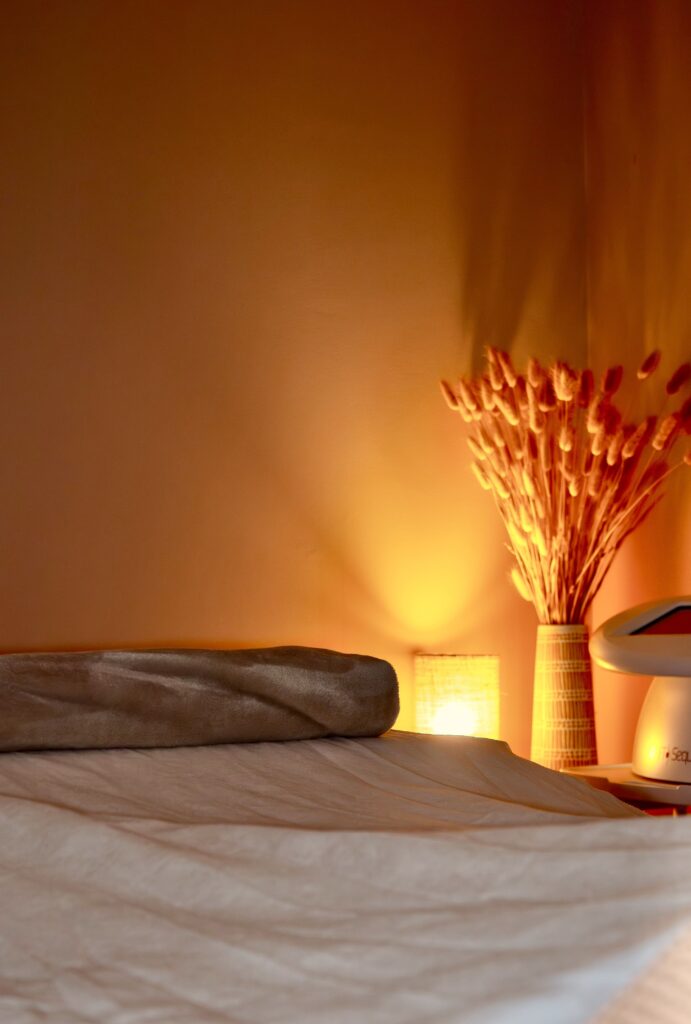 Salle de soins dans l'institut de beauté Skinstitut, à La Teste-de-Buch.