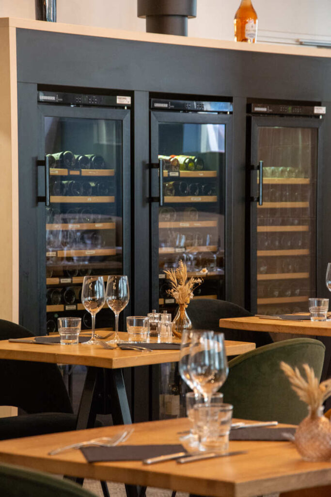 La cave à vin du restaurant Antiq à Limoges