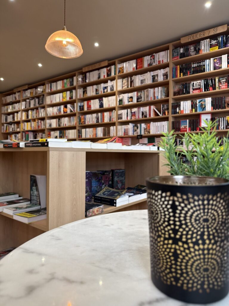Coin librairie du Chant du monde