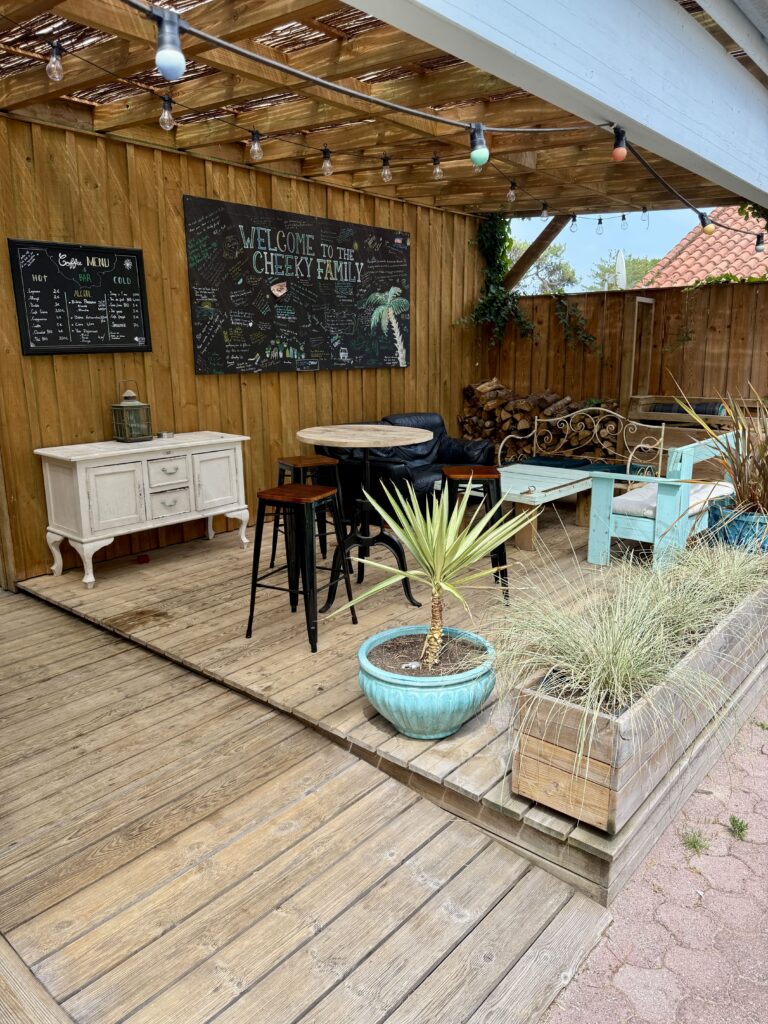 La guinguette de la Cheeky Family, à Lacanau Océan