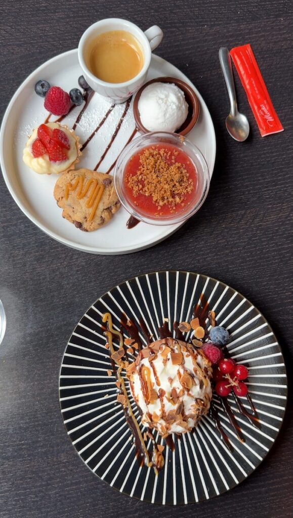 Café gourmand et moelleux au chocolat