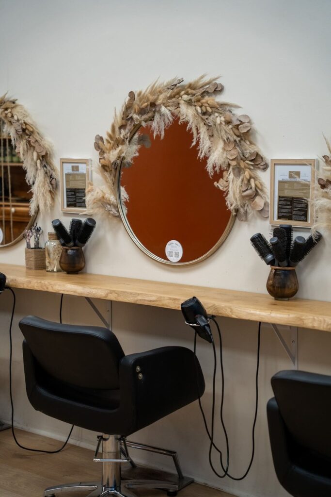 L'espace coiffage du salon Mon Salon Végétal à Limoges