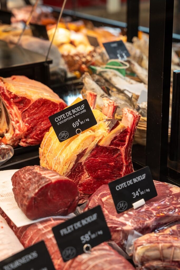 Viande de qualité prête à la cuisson chez Maison Painchaud aux halles de Dinard.