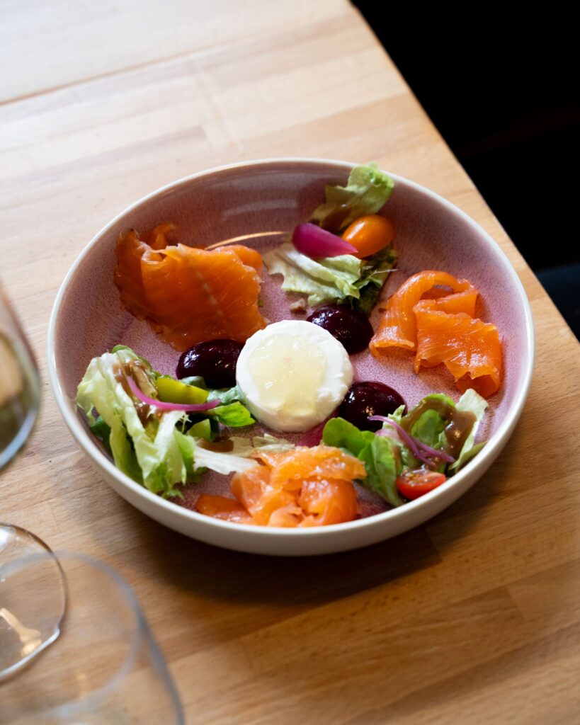Le plat du restaurant De Porc en Port à Locquénolé