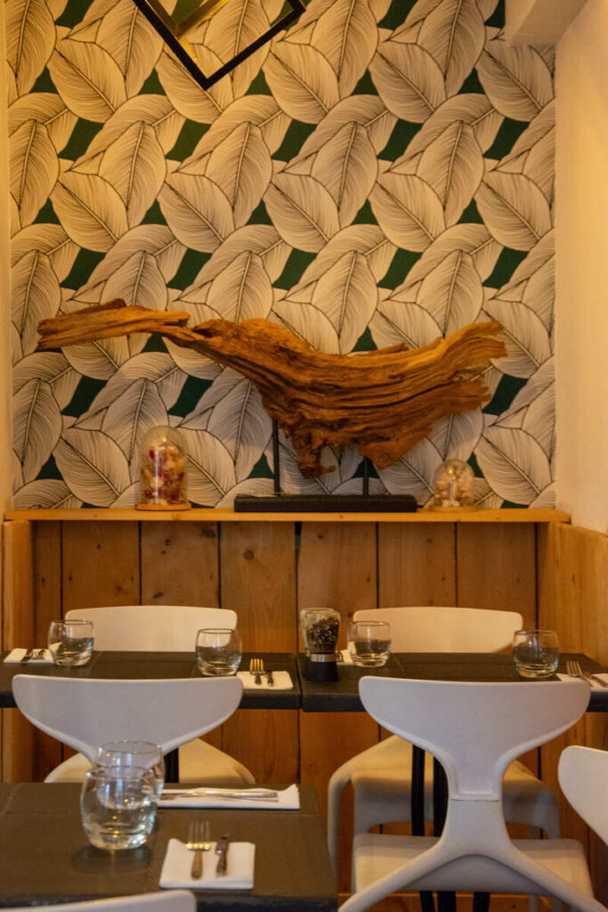 la décoration boisée du restaurant L'Harmonie à Limoges