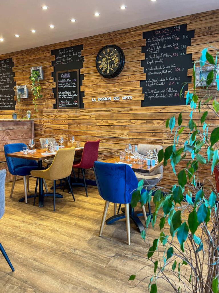 Décoration du restaurant la passion des mets à Panazol
