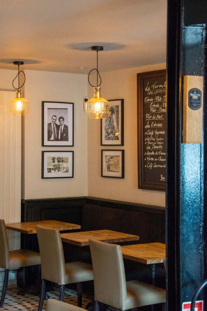 Décoration sur le thème du cinéma des années 80 du restaurant Le Paris à Limoges