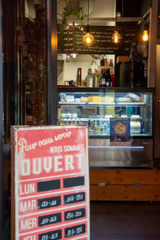 L'intérieur du restaurant Les Frères Tuck à Limoges