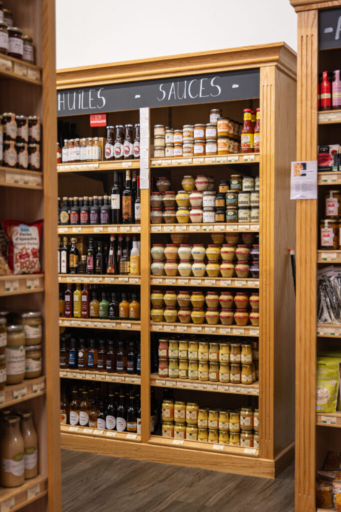 Les rayons de la boutique des Halles et des Gourmets à Angers